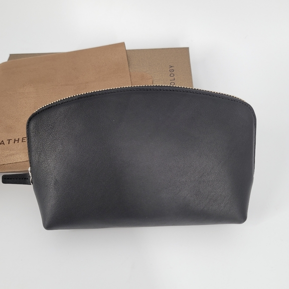 Leatherology NEW Black Onyx Zipper Pouch with Box and Dustbag - Picture 1 of 6